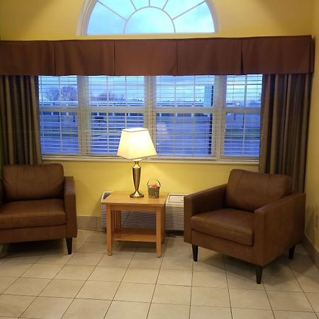 Microtel Inn & Suites By Wyndham Delphos Exterior photo