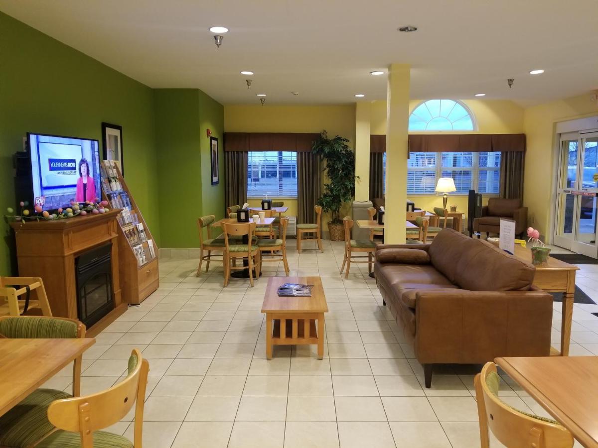 Microtel Inn & Suites By Wyndham Delphos Exterior photo